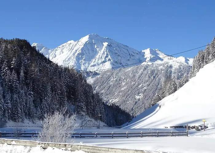 Hotel apartamentowy Tyrol 3*